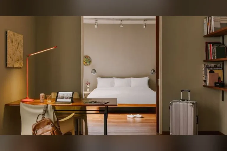 Chambers Hotel New York logo